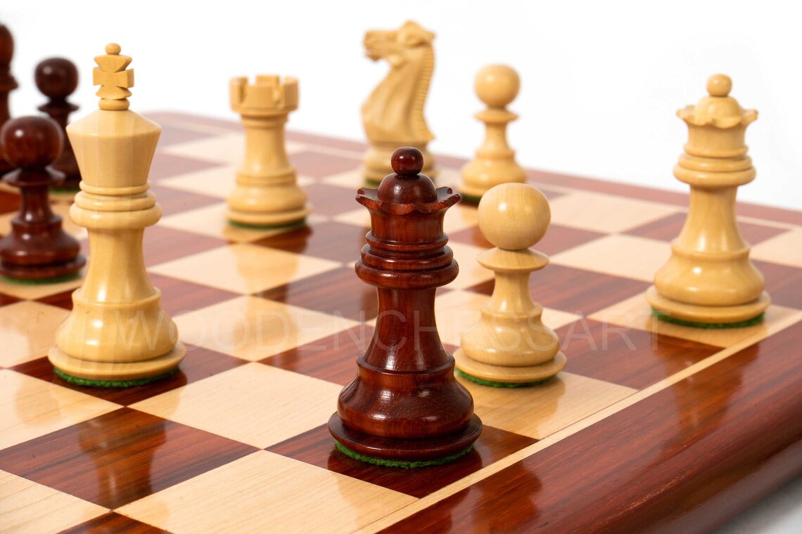 3.1" Premium Staunton Series Chess Pieces & 16" Chessboard Chess Set in Bud Rosewood - 2.1 lbs