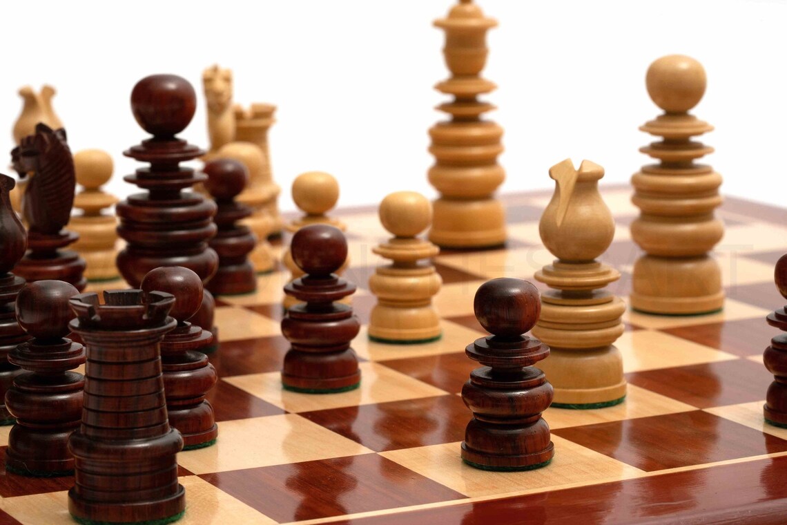 4.3” St George Staunton Chess Pieces Series & 21” Chessboard Chess Set in Bud Rosewood