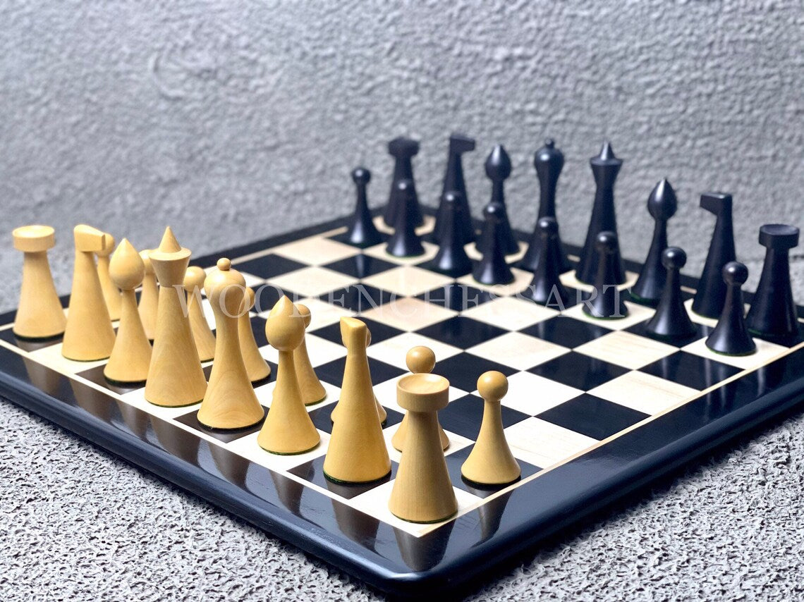 4" 1950s Ebonized Herman Ohme Minimalist Chess Pieces & 16.5" Ebony Chessboard Set4" 1950s Ebonized Herman Ohme Minimalist Chess Pieces & 16.5" Ebony Chessboard Set