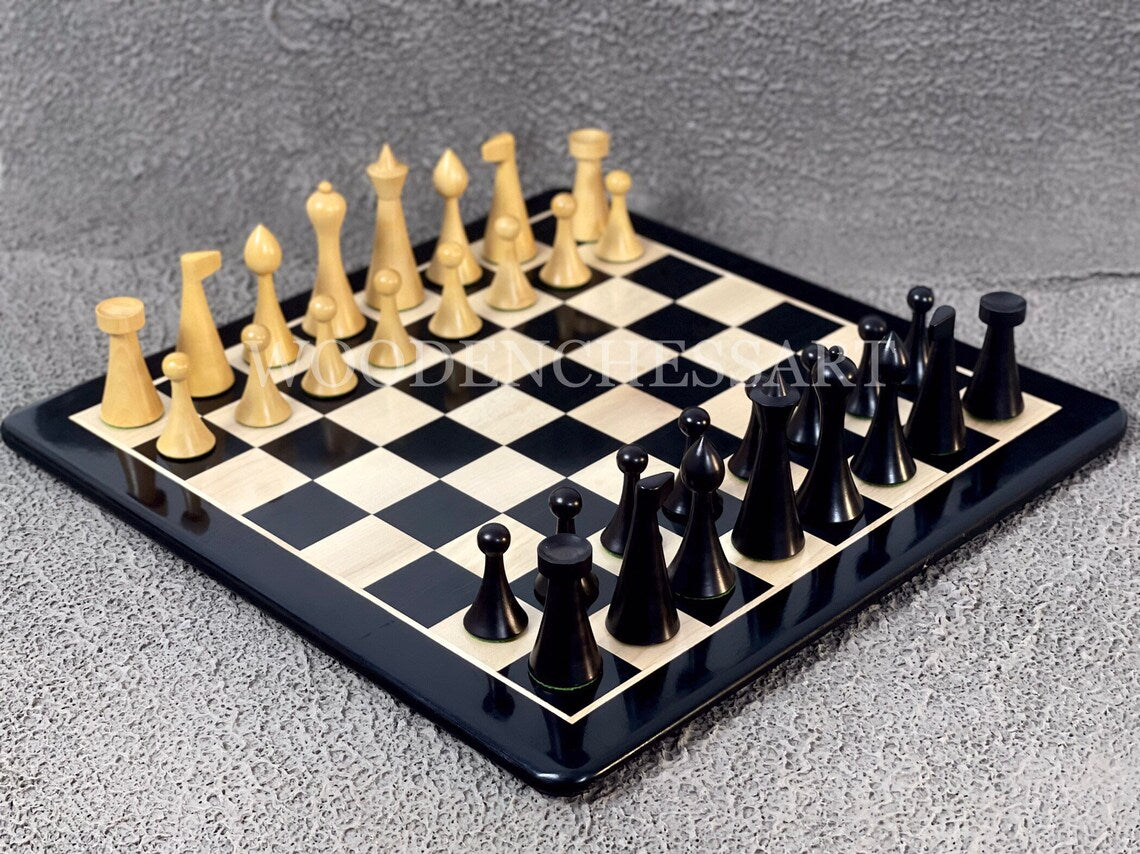 4" 1950s Ebonized Herman Ohme Minimalist Chess Pieces & 16.5" Ebony Chessboard Set4" 1950s Ebonized Herman Ohme Minimalist Chess Pieces & 16.5" Ebony Chessboard Set