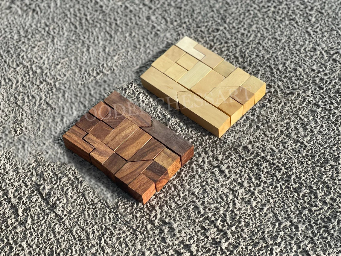 The Minimalist Chess pieces & 12.5" Chessboard Chess Set in Sheesham Wood and Boxwood