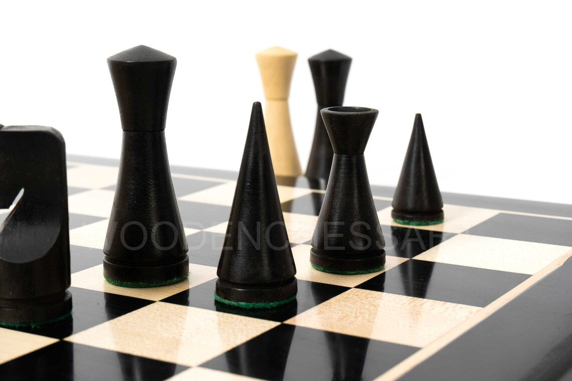 3.5” Russian Minimalist Chess Pieces & 17" Wooden Chessboard Chess Set In Ebony - Weighted