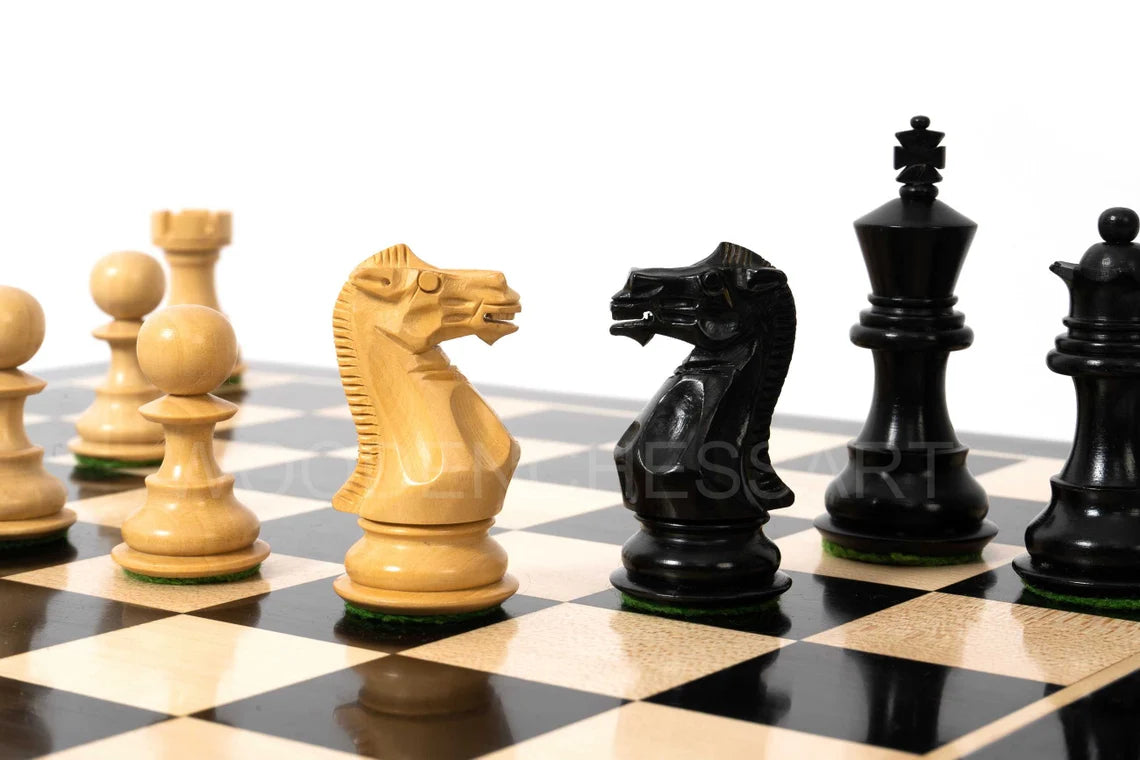 3.1" Premium Staunton Series Chess Pieces & 40 mm Chessboard Chess Set in Ebony - 2.1 lbs