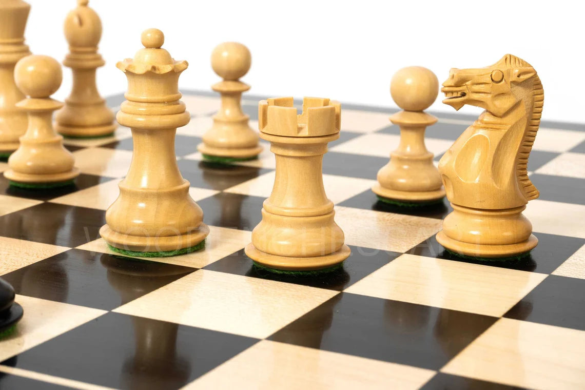 3.1" Premium Staunton Series Chess Pieces & 40 mm Chessboard Chess Set in Ebony - 2.1 lbs