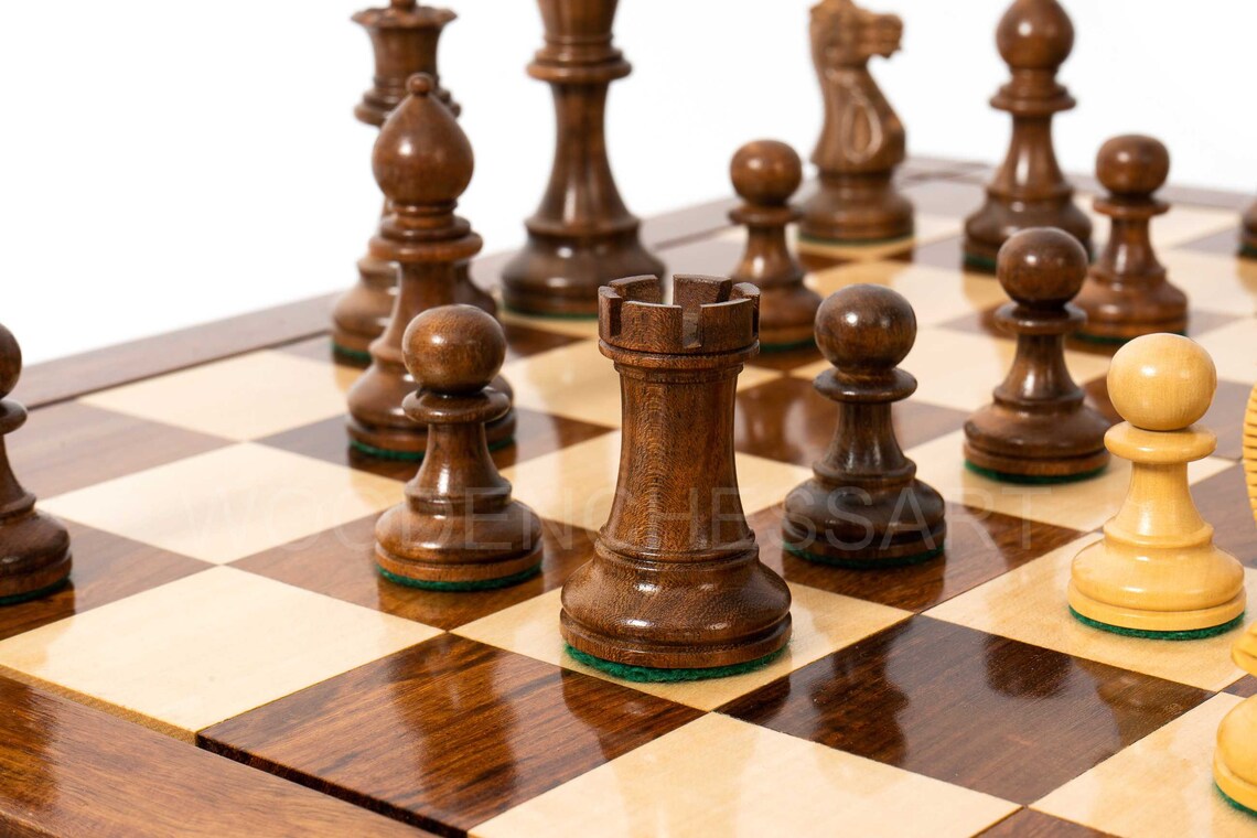 4” Staunton Chess pieces & 21" Chessboard Chess Set in Acacia Wood and Golden Rosewood - Weighted