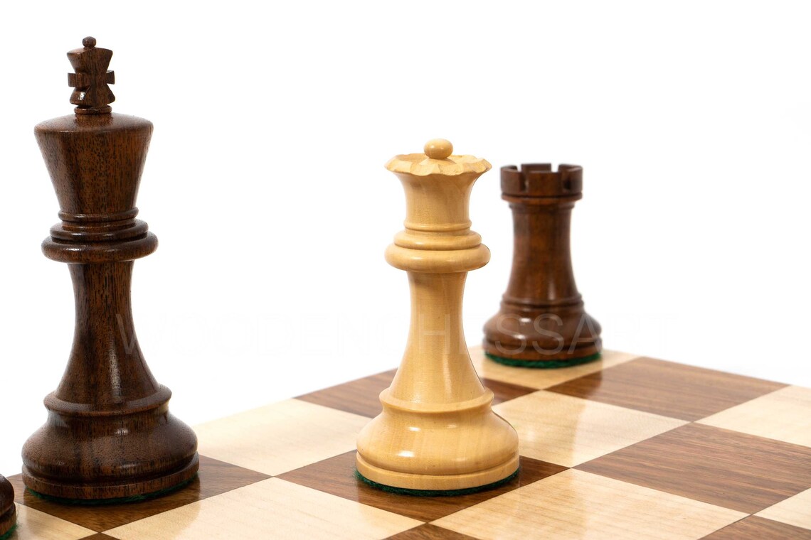 4" Staunton Chess Pieces & 16" Borderless Chessboard Chess Set – Acacia Wood & Golden Rosewood