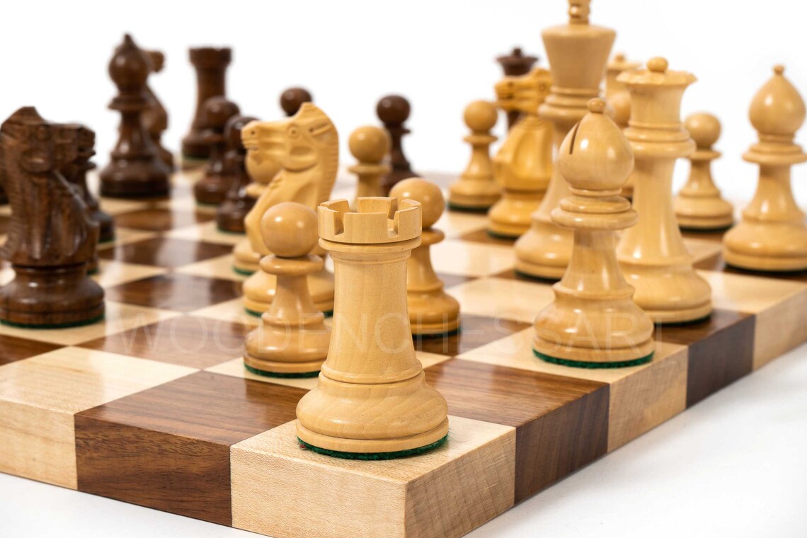4" Staunton Chess Pieces & 16" Borderless Chessboard Chess Set – Acacia Wood & Golden Rosewood
