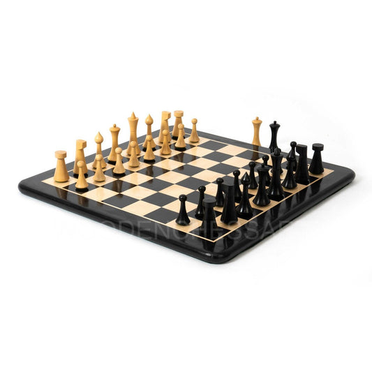 4" 1950s Ebonized Herman Ohme Minimalist Chess Pieces & 16.5" Ebony Chessboard Set4" 1950s Ebonized Herman Ohme Minimalist Chess Pieces & 16.5" Ebony Chessboard Set