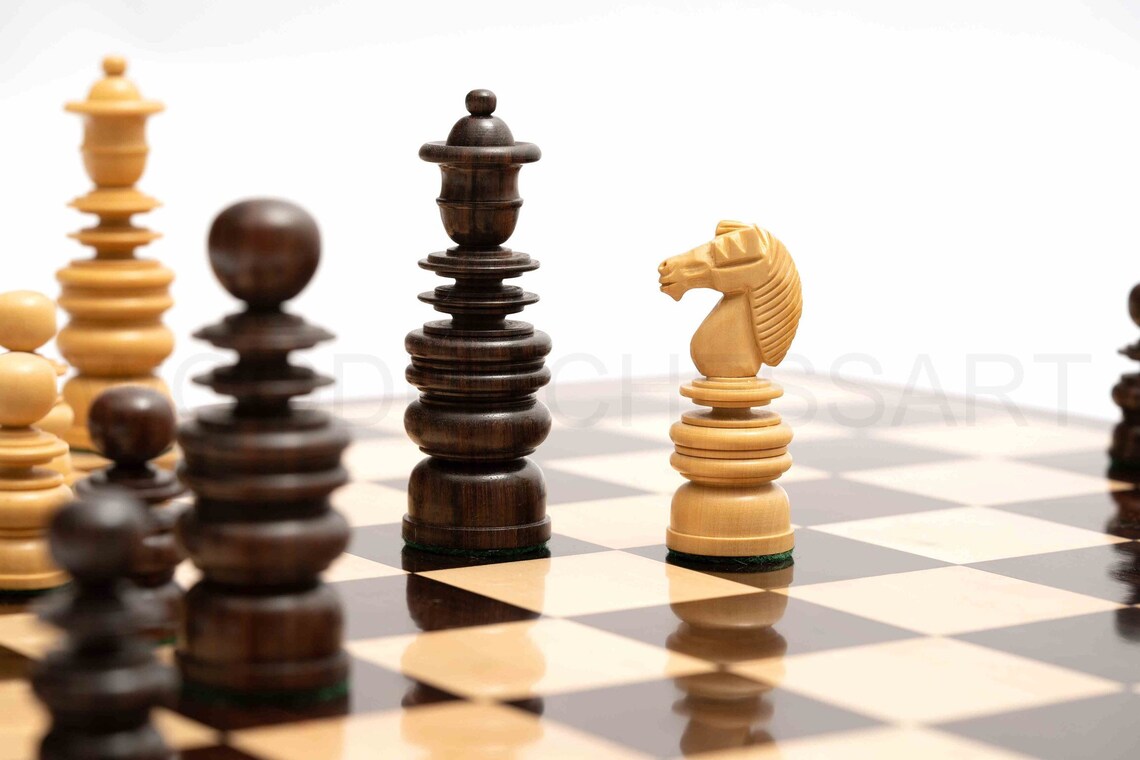 New 4.3” St George Staunton Chess Pieces & 21” Rosewood Chessboard Chess Set in Rosewood