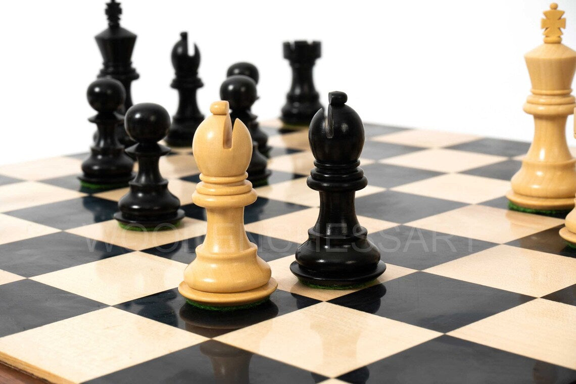 New 3.1" Premium Staunton Series & Chessboard Chess Set in Ebony - 2.1 lbs