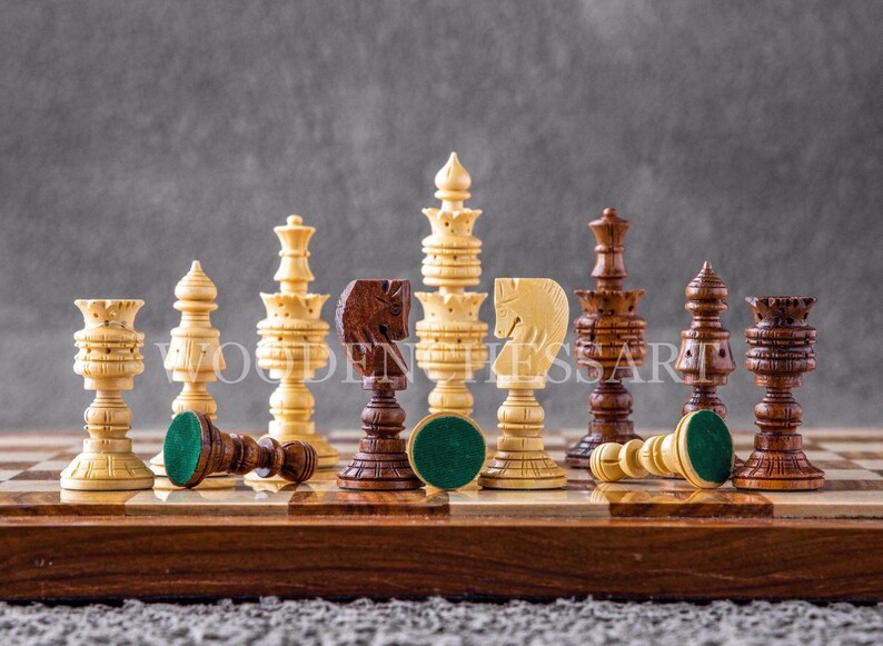 4" Lotus Staunton Chess Pieces & 16” Professional Chessboard Chess Set in Rosewood
