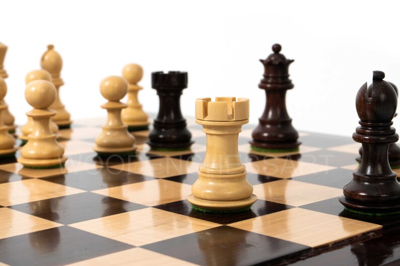 3.1" Premium Staunton Series Chess Pieces & 16" Chessboard Chess Set in Rosewood and Boxwood - 2.1 lbs