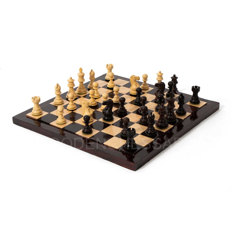 3.1" Premium Staunton Series Chess Pieces & 16" Chessboard Chess Set in Rosewood and Boxwood - 2.1 lbs